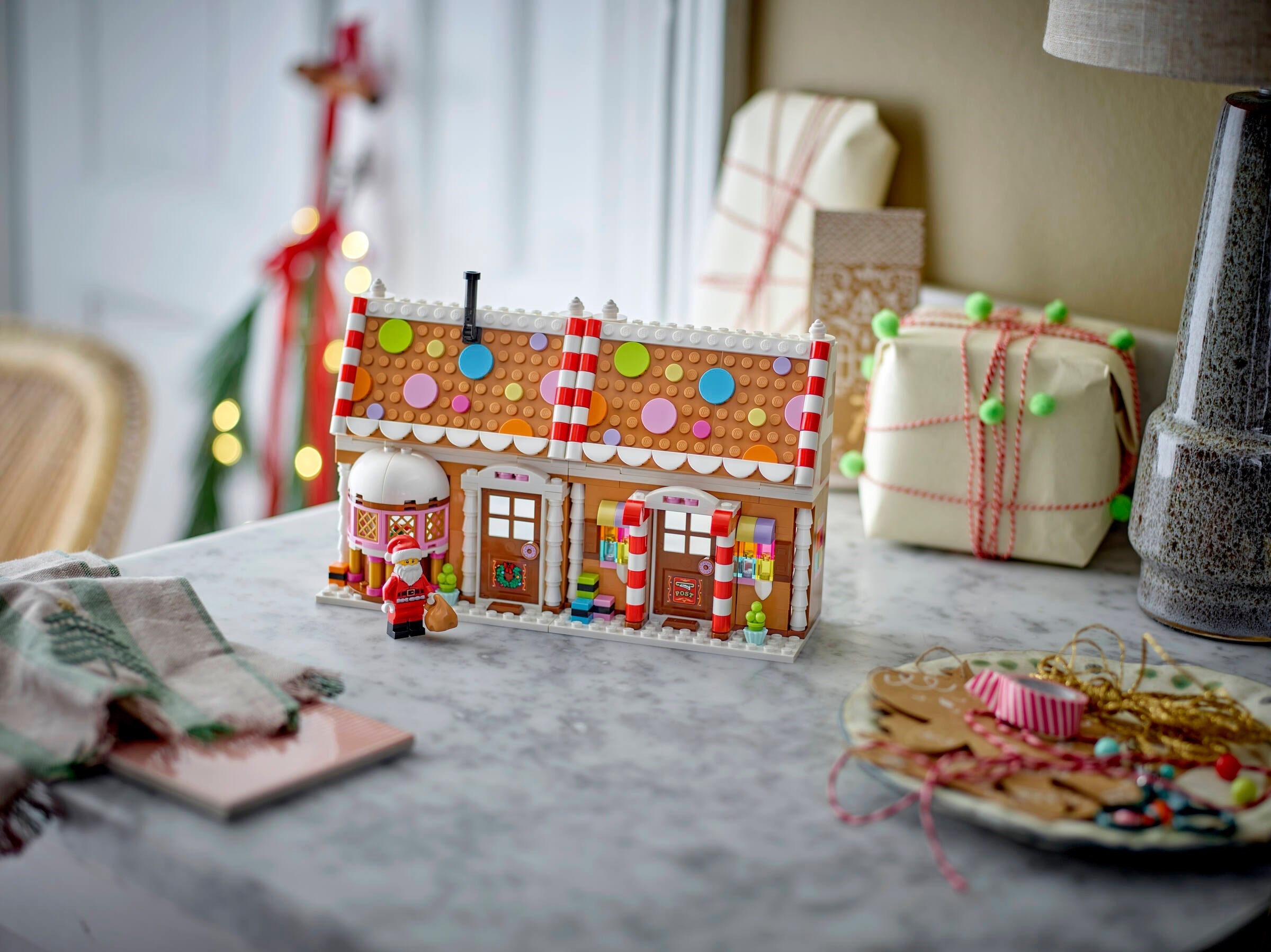 Festive Gingerbread House - Image 3