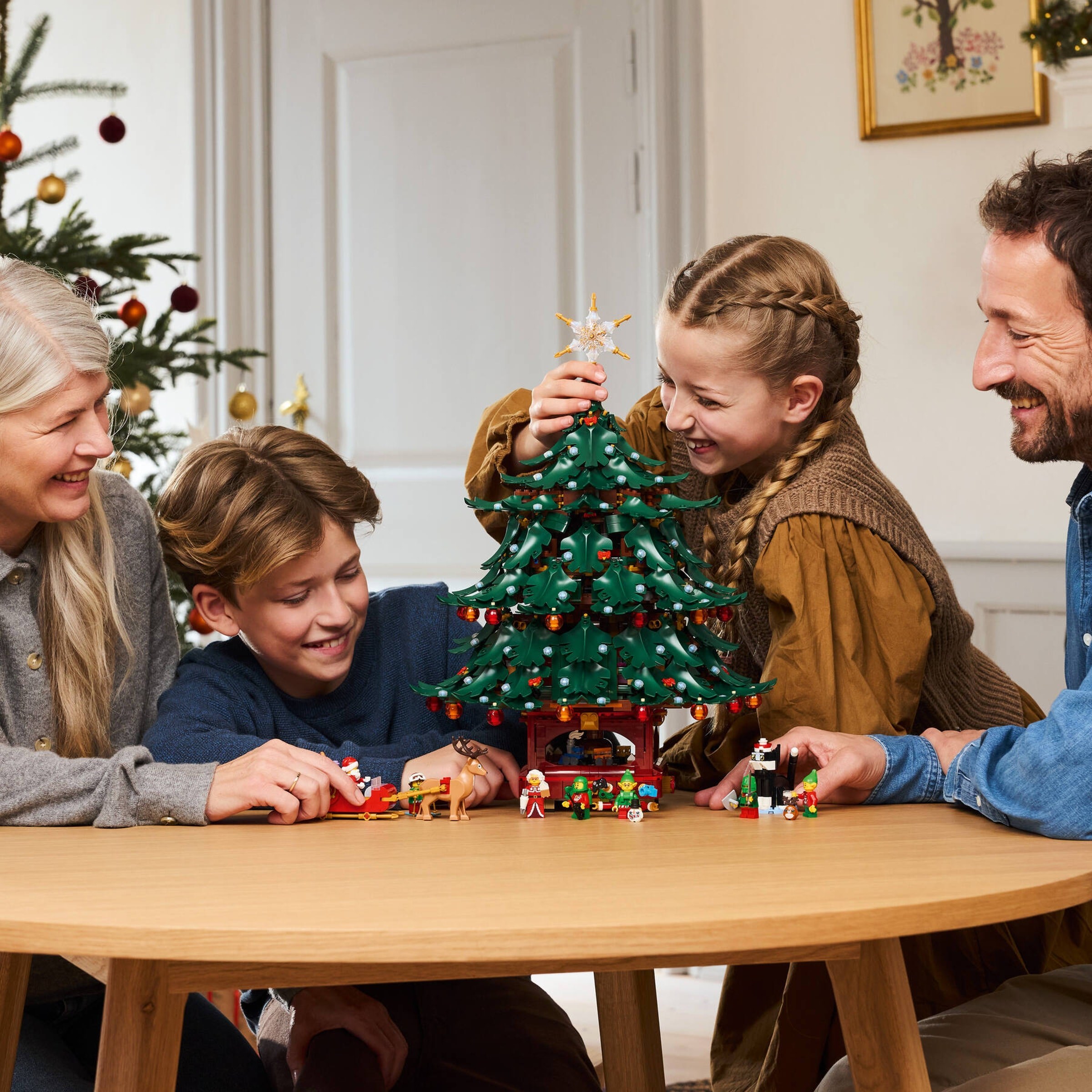 Family Christmas Tree Decoration - Image 5
