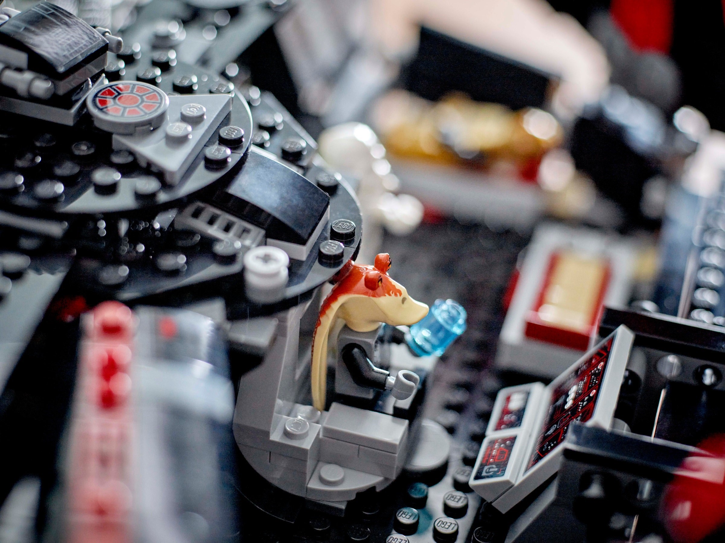 Complete minifigure lineup
