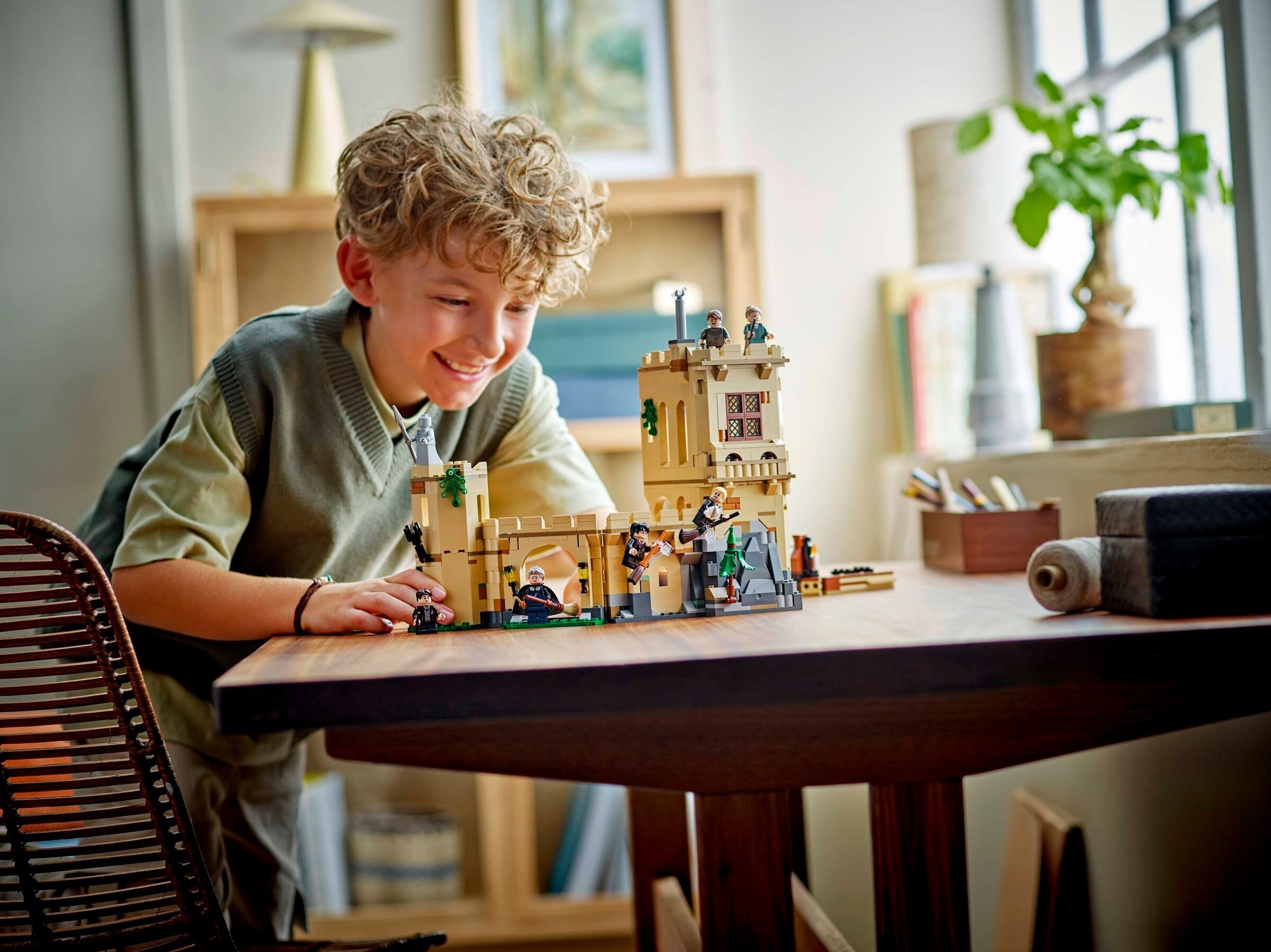 Set displayed on desk