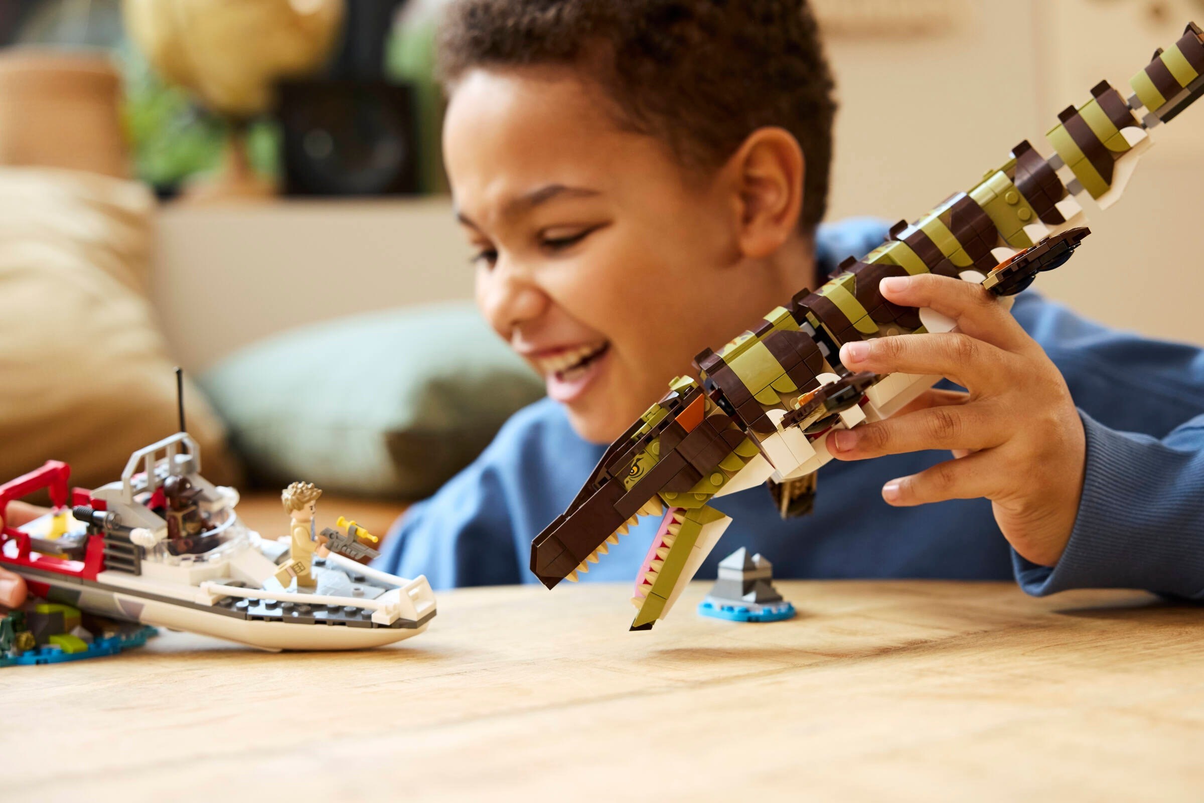 Mosasaurus attacking boat scene