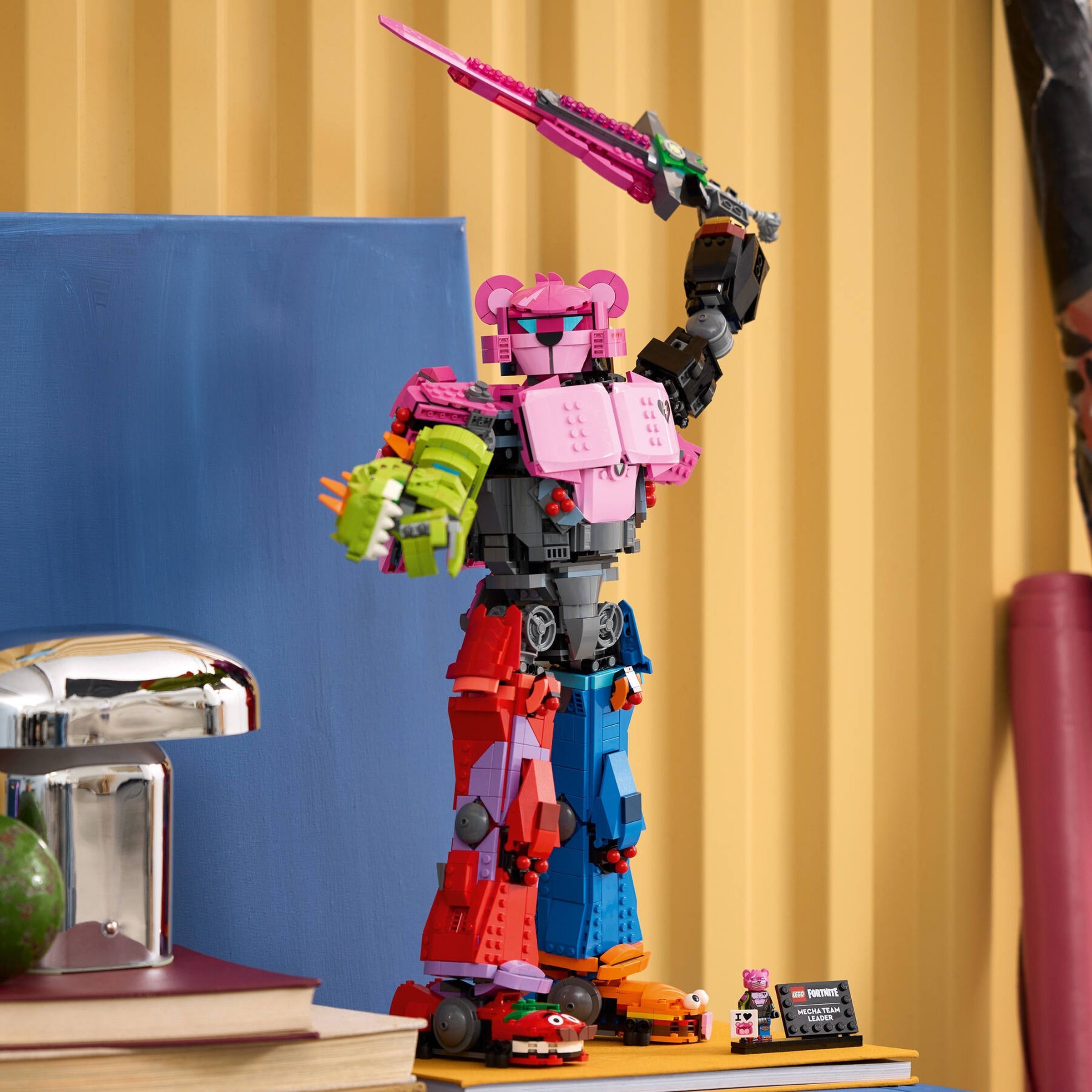 Mecha Team Leader - Image 5