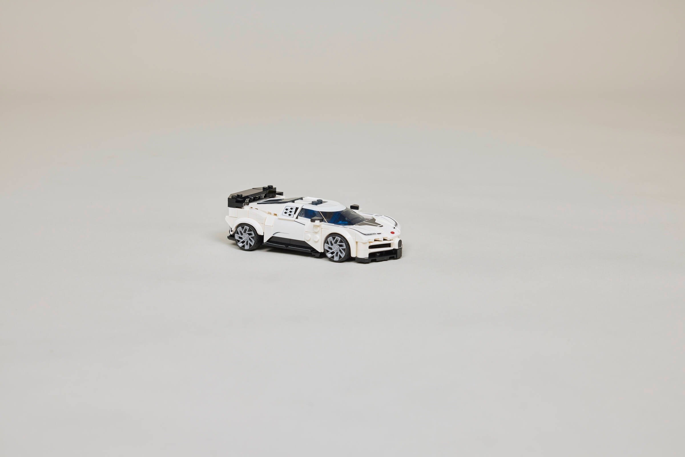 Bugatti Centodieci - Image 7